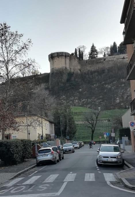 Primo Piano - Bilocale Casa Vacanze Brescia megye Kültér fotó